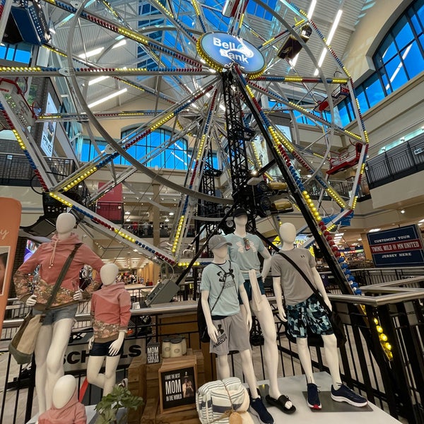 Scheels Eden Prairie, MN
