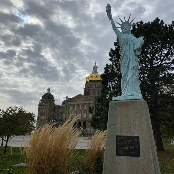 Mini Statue of Liberty Sculpture Garden in Des Moines