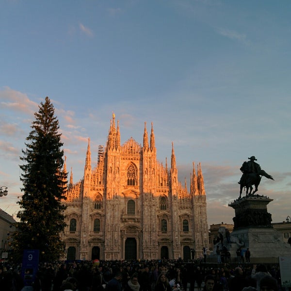 Photo taken at Piazza del Duomo by Alessandro on 12/7/2014