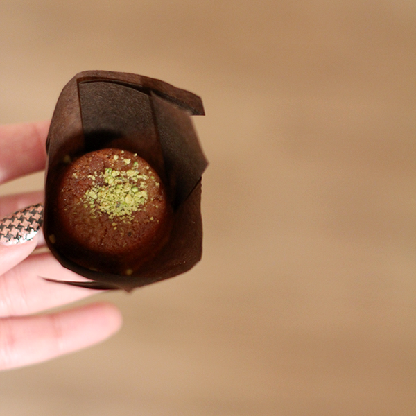 4/24/2015にMini Chocolates | الشوكوﻻته الصغيرهがMini Chocolateで撮った写真