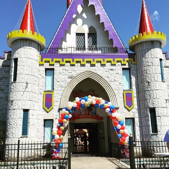 Voted one of the “Top 5 Best Kid’s Parks in the World” by Amusement Today magazine, Dutch Wonderland® in Lancaster, Pa. is the perfect destination for families with young kids.