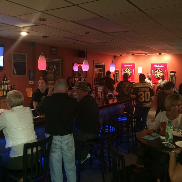 Crossroads Pizza & Subs Pizzeria in Fitzwilliam