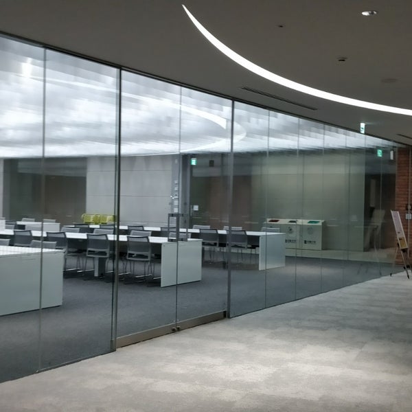 近畿大学 アカデミックシアター 自習室 Higashiosaka 大阪府