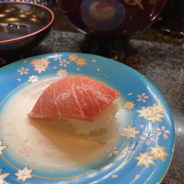 Photos At 回転すし さかえ 阪急東通り店 梅田 北区堂山町3 12