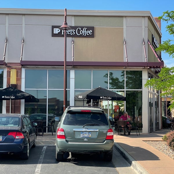 Photo taken at Peet&#39;s Coffee &amp; Tea by Dave T. on 6/13/2021