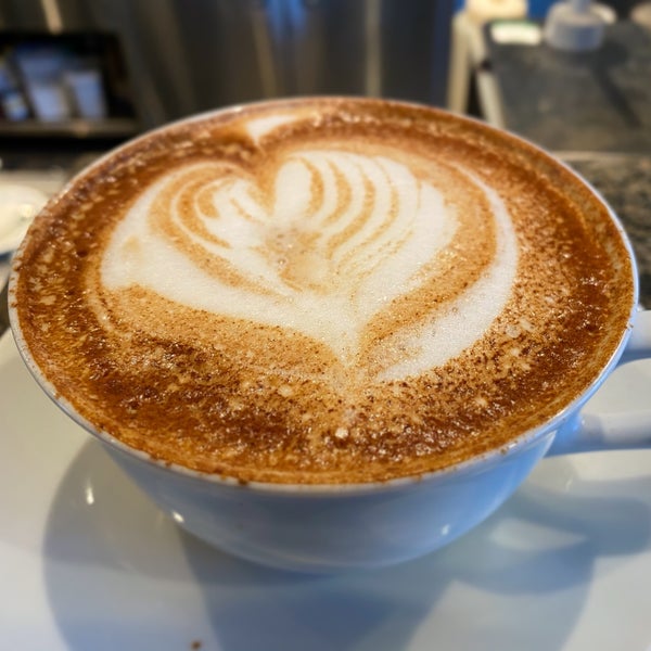 Photo taken at Peet&#39;s Coffee &amp; Tea by Dave T. on 1/2/2020