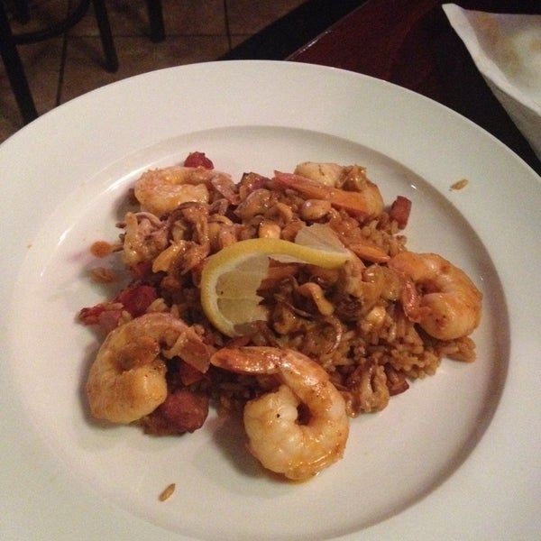 Photo taken at Catahoula Bar &amp; Restaurant by Alec K. on 2/22/2014