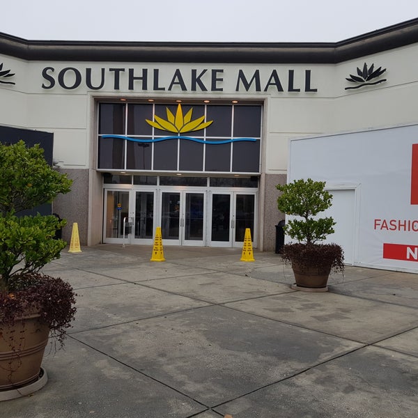 1/19/2019 tarihinde Andrè P.ziyaretçi tarafından Southlake Mall'de çekilen fotoğraf