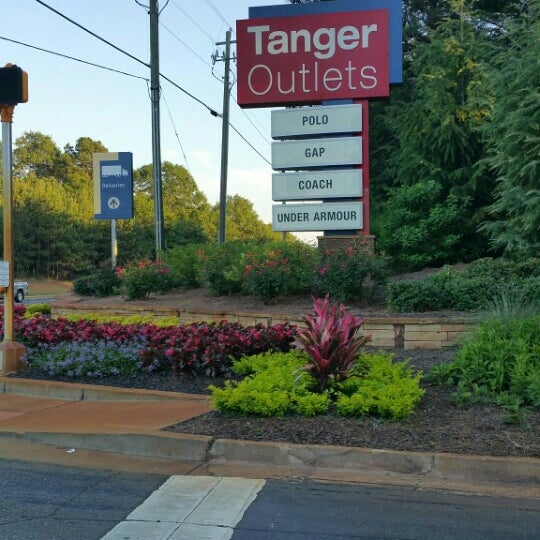 Photo taken at Tanger Outlet Locust Grove by Andrè P. on 6/10/2016