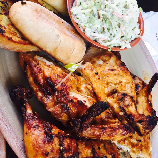 Photo taken at Nando&#39;s by Leslie F. on 8/22/2015