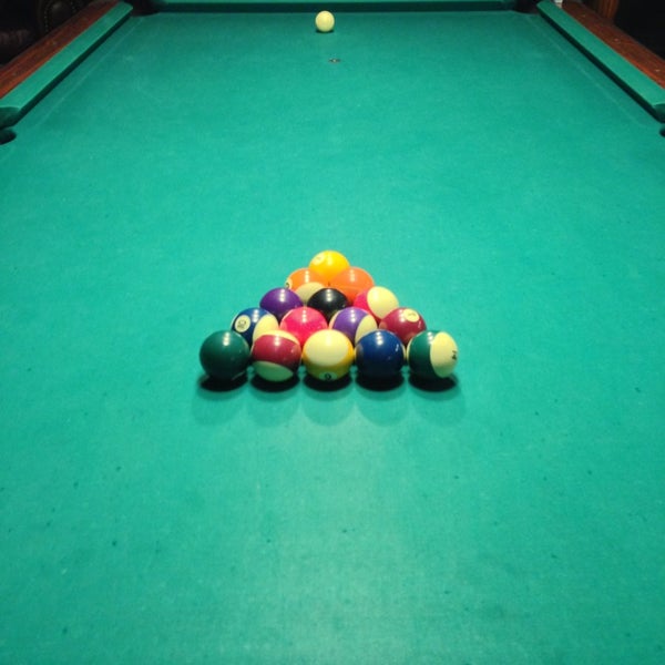 Foto scattata a Van Phan Billiards and Bar da Jake B. il 3/31/2013