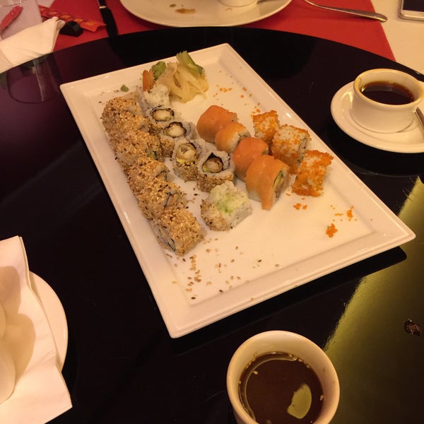 Photo taken at FonDRAGONPearl Chinese &amp; Sushi Restaurant - Adana HiltonSA by R J on 12/22/2015