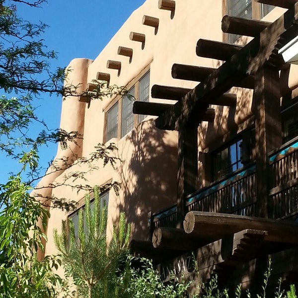 Photo taken at Rosewood Inn of the Anasazi by Michelle M. on 6/12/2013