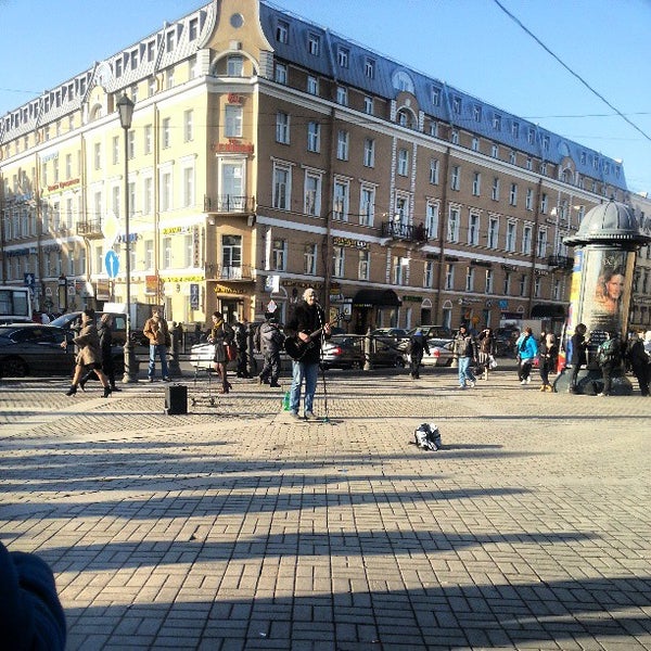 Хорошо бар спб. Втб площадь сенная. Сенная площадь спб. Втб площадь сенная. Сенная площадь бары.