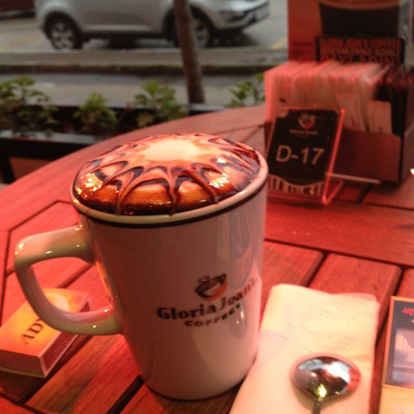 Photo taken at Gloria Jean&#39;s Coffees by Burak V. on 3/16/2013