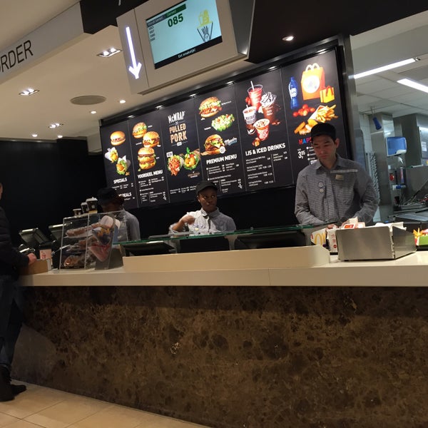 Photo taken at McDonald&#39;s by Танечка И. on 4/2/2016