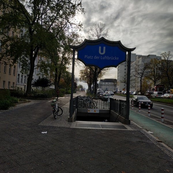 Купить dresden-neust; platz der einheit открытка. Штерн платц. Der platz die. Александровская площадь в берлине. Platz род.