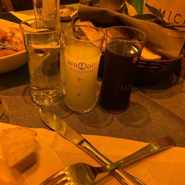 Foto diambil di Afrodit Restaurant oleh Dilek ö. pada 8/26/2023