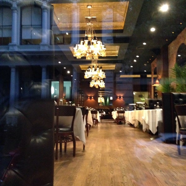 Foto tirada no(a) White Street Restaurant por Laurent K. em 9/14/2014