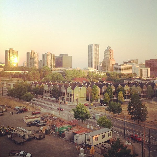 Photo taken at Residence Inn by Marriott Portland Downtown/RiverPlace by Ilya G. on 9/17/2012