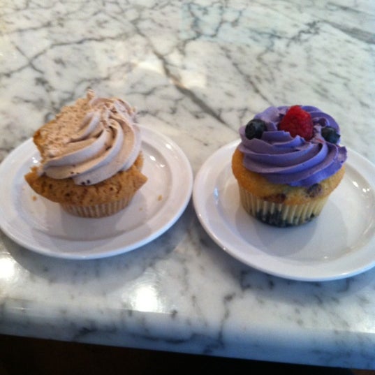 Photo taken at Molly&#39;s Cupcakes by Jessie K. on 11/2/2012