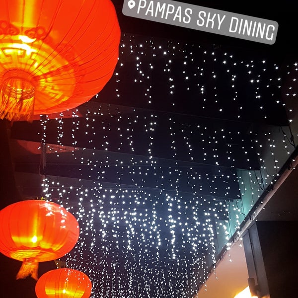 Foto scattata a Pampas Sky Dining da Myriam ♡. il 1/29/2018