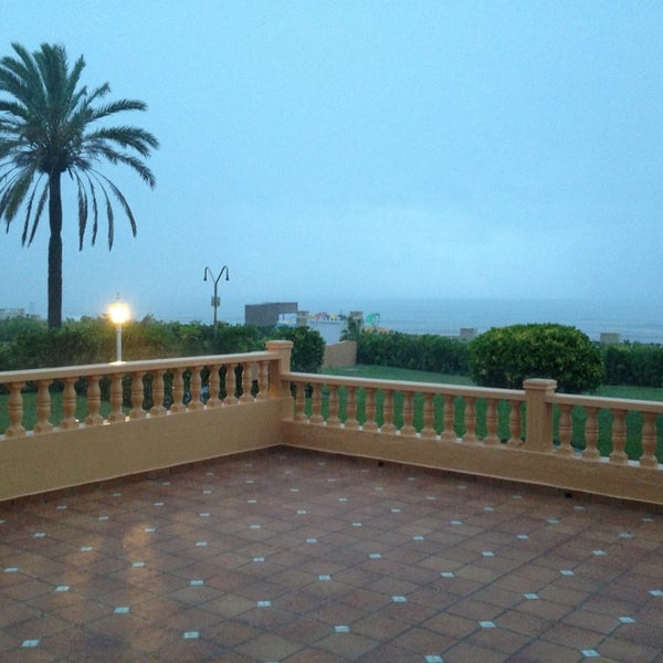 Талими. Ёшлар таълим. Талими. Халк таълими логотипы. Эмблема халқ таълими.