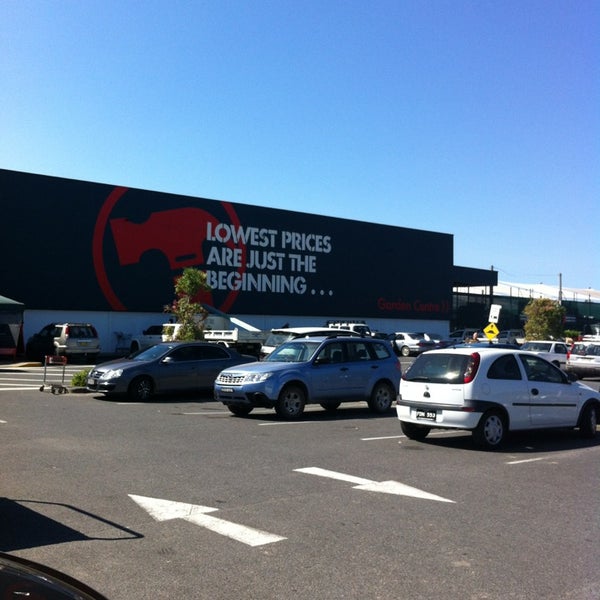 Photos at Bunnings Warehouse Coffs Harbour, NSW