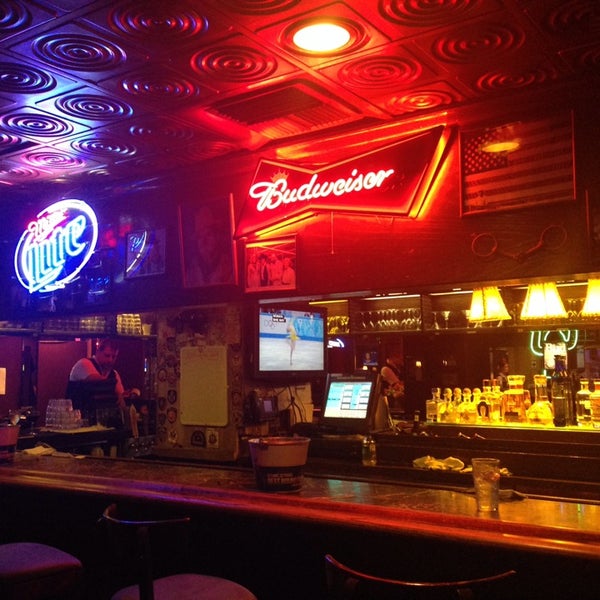 Foto scattata a The Rodeo Bar and Grill da Pat P. il 2/20/2014