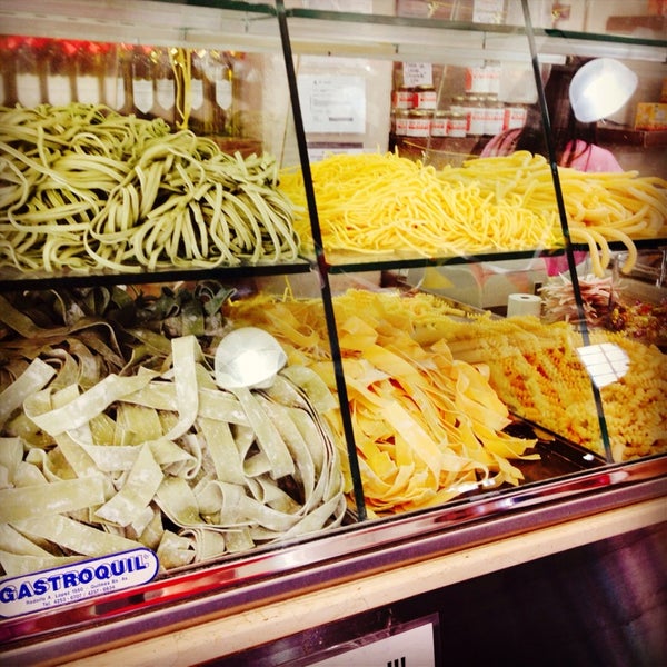 Doña Rosa (Fabrica De Pastas) Factory in Barracas