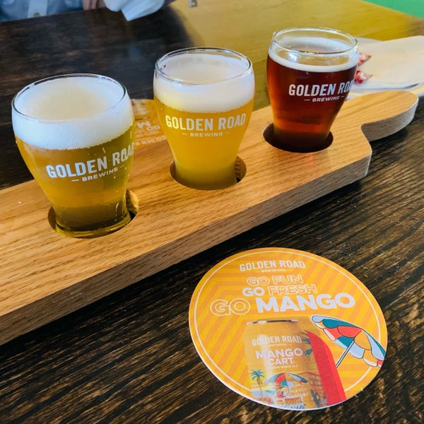 Photo taken at Golden Road Brewing by Rey G. on 5/16/2021