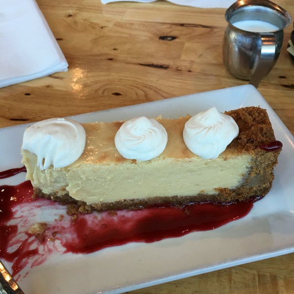 Always great food here! The patty melt made with lobster! The Cuban and the burger with goat cheese and bacon! The desserts are all made in house too, here's a picture of the key lime pie.