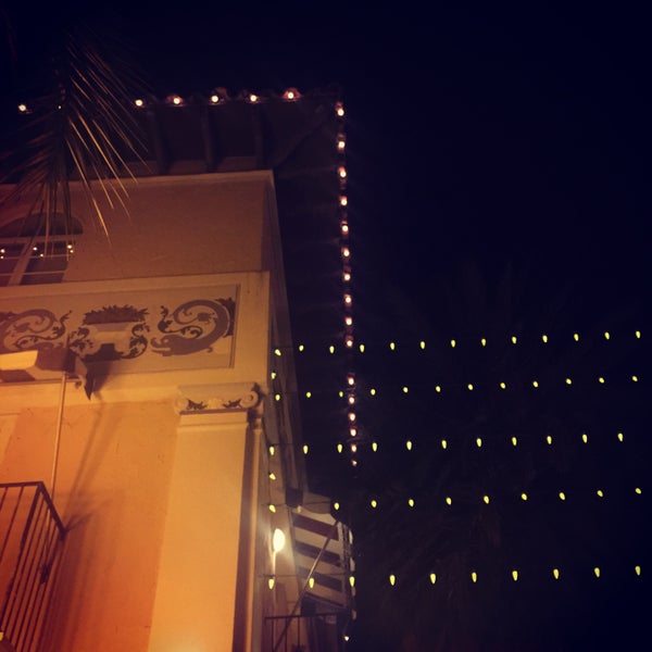 Das Foto wurde bei El Paseo Hotel Miami Beach von Alejandra S. am 7/13/2015 aufgenommen