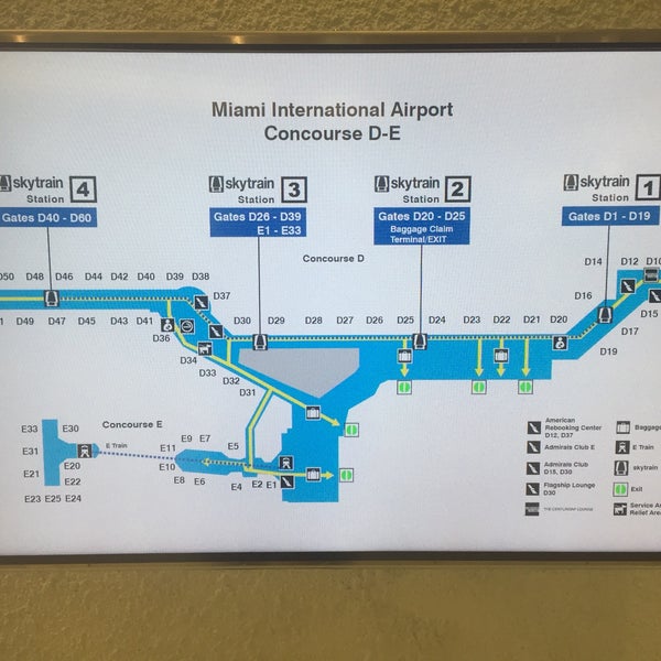 photos at gate d60 - miami international airport - concourse d