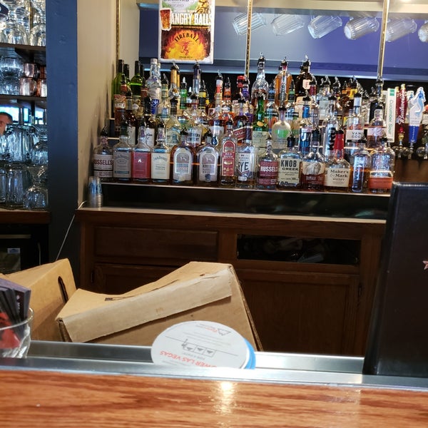 9/15/2019 tarihinde Kristina Y.ziyaretçi tarafından Olde Town Tavern &amp; Grill'de çekilen fotoğraf