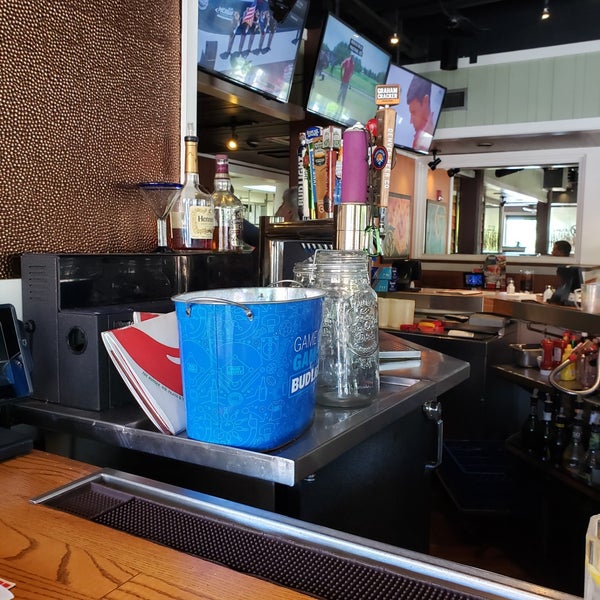 Photo taken at Chili&#39;s Grill &amp; Bar by Kristina Y. on 6/8/2019
