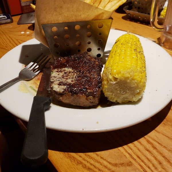 Photo taken at Chili&#39;s Grill &amp; Bar by Kristina Y. on 10/1/2019