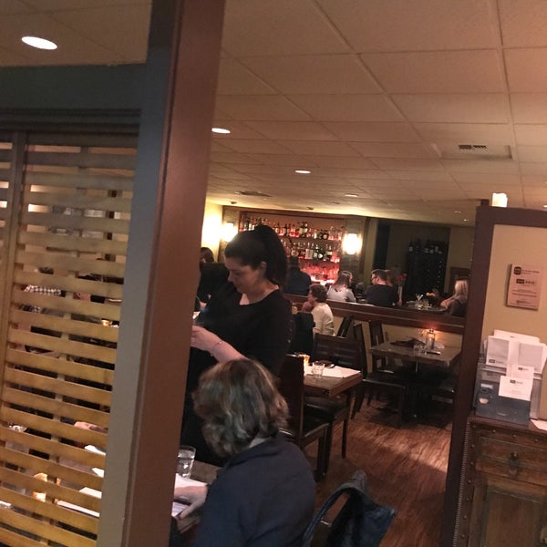 2/17/2018 tarihinde Paul K.ziyaretçi tarafından Bar Dojo'de çekilen fotoğraf