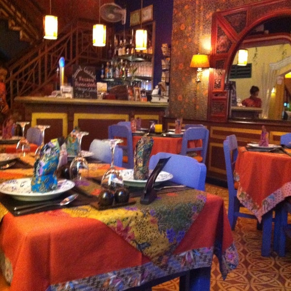 6/21/2013에 K Esra C.님이 Amok Restaurant에서 찍은 사진