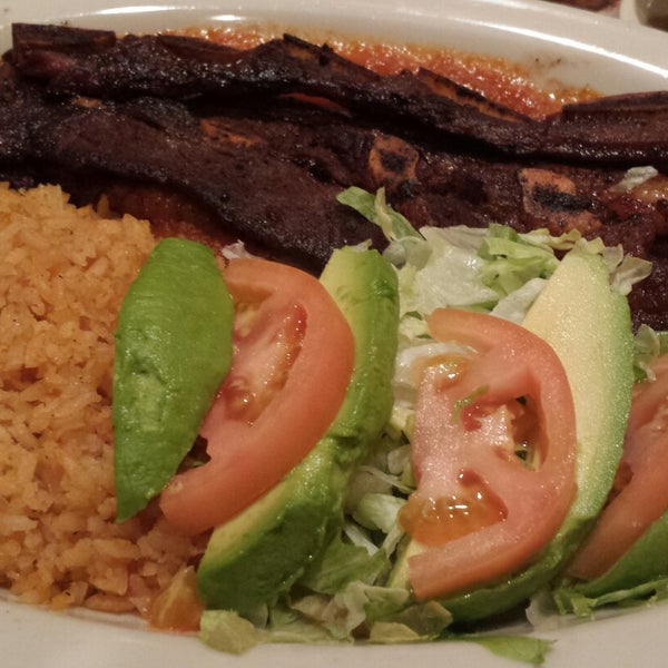 Das Foto wurde bei Los Barrios Mexican Restaurant von Darrell D. am 12/12/2014 aufgenommen