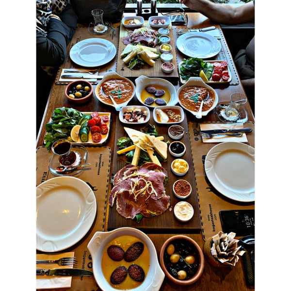 Photo taken at Boğa Kasap Steakhouse by АZİN F. on 9/29/2019
