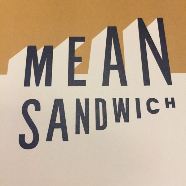 Foto tirada no(a) Mean Sandwich por Matt K. em 7/29/2018