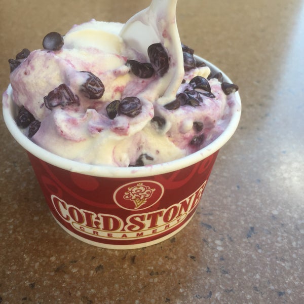 Cold Stone Creamery (Now Closed) Ice Cream Parlor in Pasadena