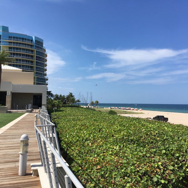 Das Foto wurde bei Fort Lauderdale Marriott Harbor Beach Resort &amp; Spa von Jan F. am 6/11/2019 aufgenommen