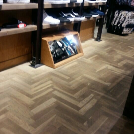 magasin vans belgique