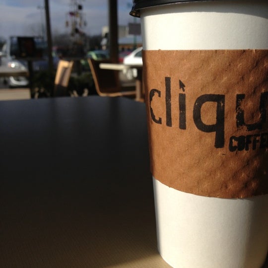 Foto tomada en Clique Coffee Bar  por Alex C. el 12/18/2012