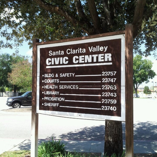 Santa Clarita City Hall Newhall 샌타클라리타, CA