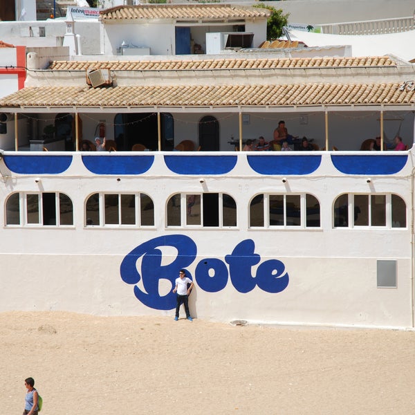 รูปภาพถ่ายที่ &quot;O Bote&quot; Beach Club โดย &quot;O Bote&quot; Beach Club เมื่อ 5/1/2015