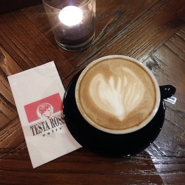 1/29/2017 tarihinde Melis K.ziyaretçi tarafından Testa Rossa Caffé'de çekilen fotoğraf