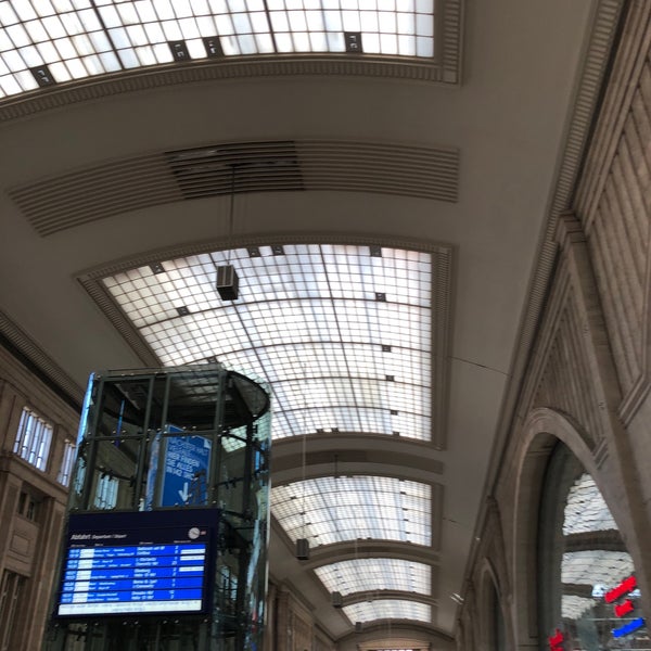 Foto tomada en Promenaden Hauptbahnhof Leipzig  por Joseph H. el 7/29/2018